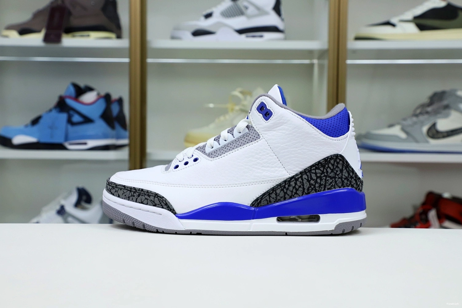 'RACER 3 (CT8532-145) BLUE' JORDAN AIR RETRO 0207